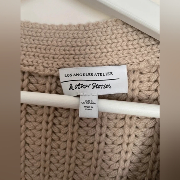 Women's Beige Knit Cardigan Sweater - Picture 4 of 4